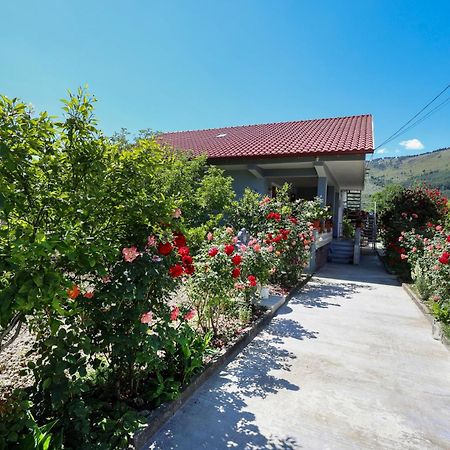 Samuela Cozy Retreat Villa Berat Exterior foto